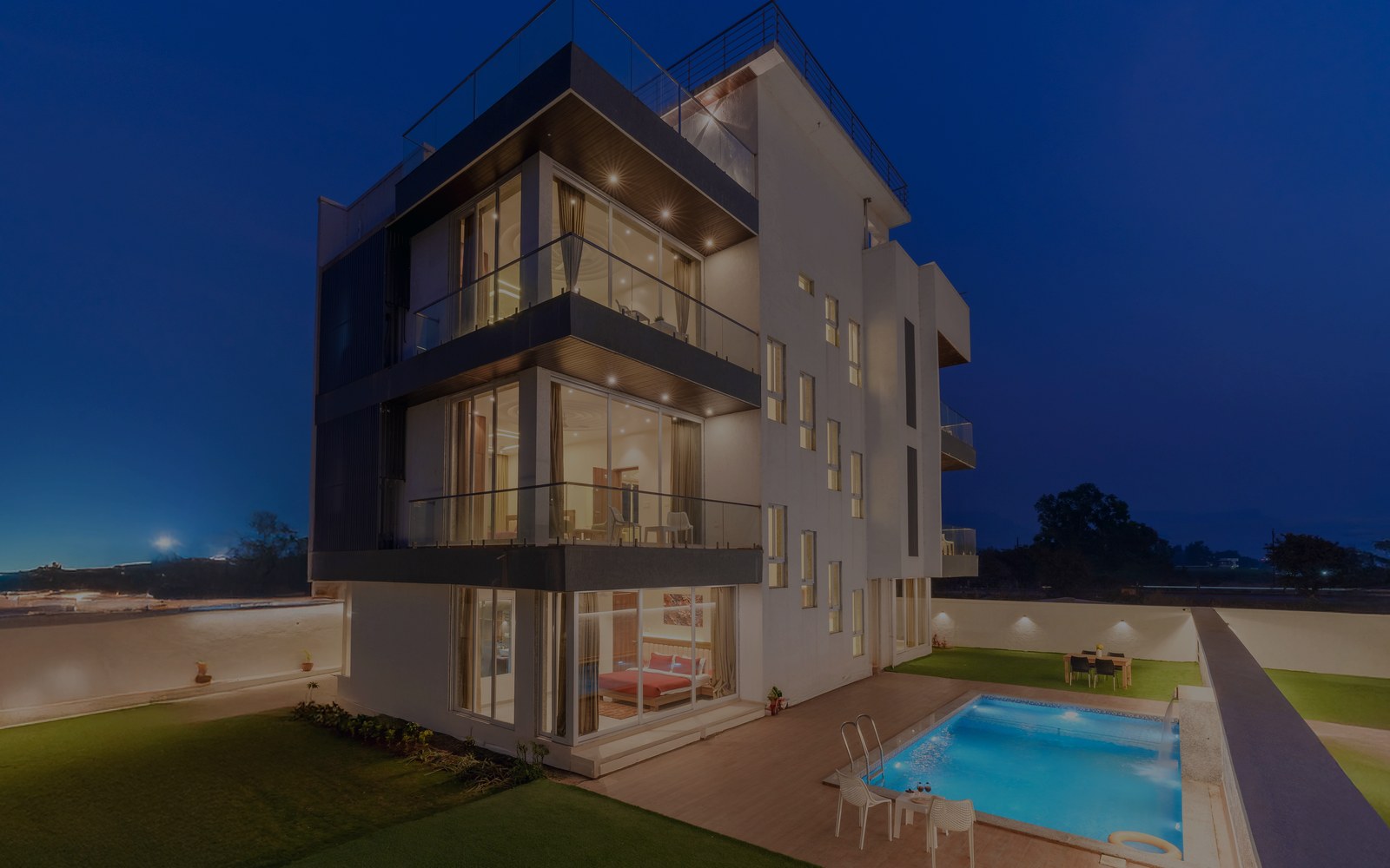 Virtual property tour